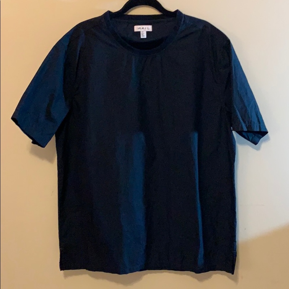Men’s navy top XL